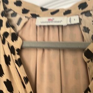 Vineyard Vines Tan and Black Long Sleeve Dress